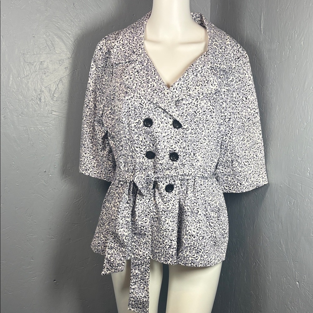 Grass Collection Monochrome Leopard Print Top/Jacket